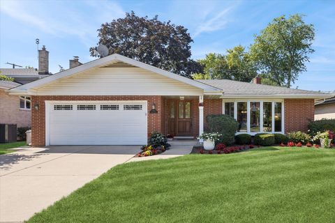 Tiny photo for 1140 S Stone Avenue, La Grange, IL 60525 (MLS # 12471637)