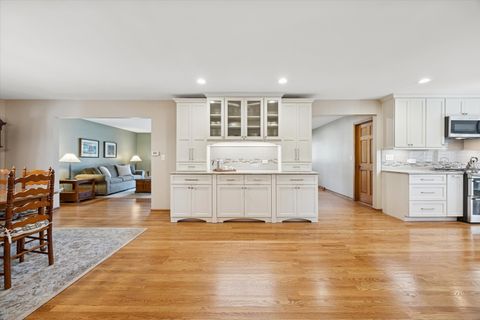 Tiny photo for 1140 S Stone Avenue, La Grange, IL 60525 (MLS # 12471637)