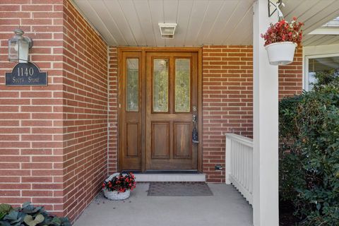 Tiny photo for 1140 S Stone Avenue, La Grange, IL 60525 (MLS # 12471637)