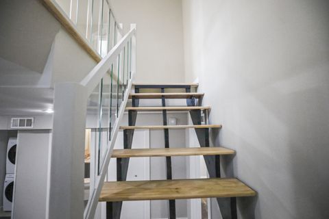 Tiny photo for 754 W CALIFORNIA Terrace #1, Chicago, IL 60657 (MLS # 12483746)