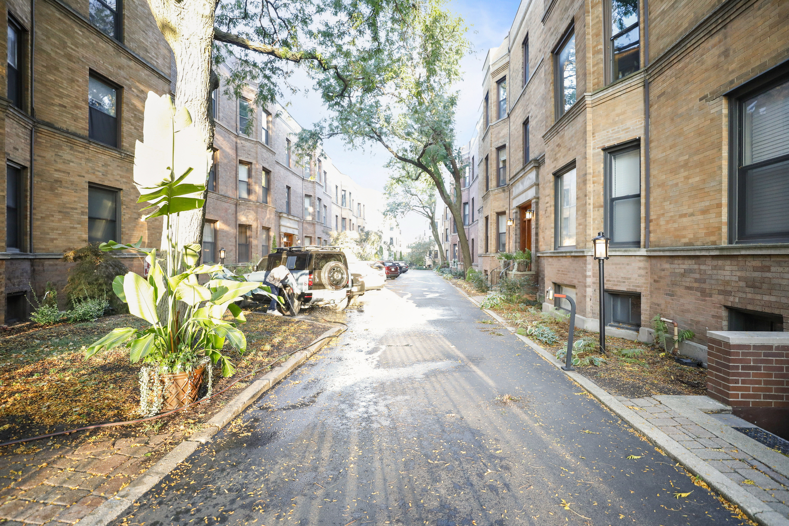 754 W CALIFORNIA Terrace 1