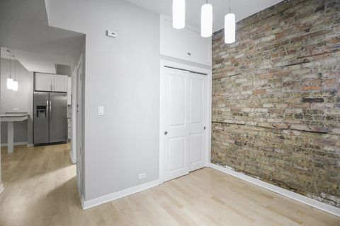 Tiny photo for 754 W CALIFORNIA Terrace #1, Chicago, IL 60657 (MLS # 12483746)