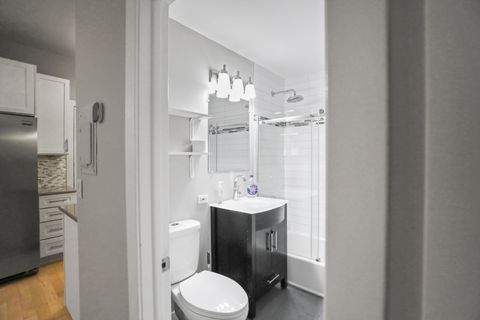 Tiny photo for 754 W CALIFORNIA Terrace #1, Chicago, IL 60657 (MLS # 12483746)