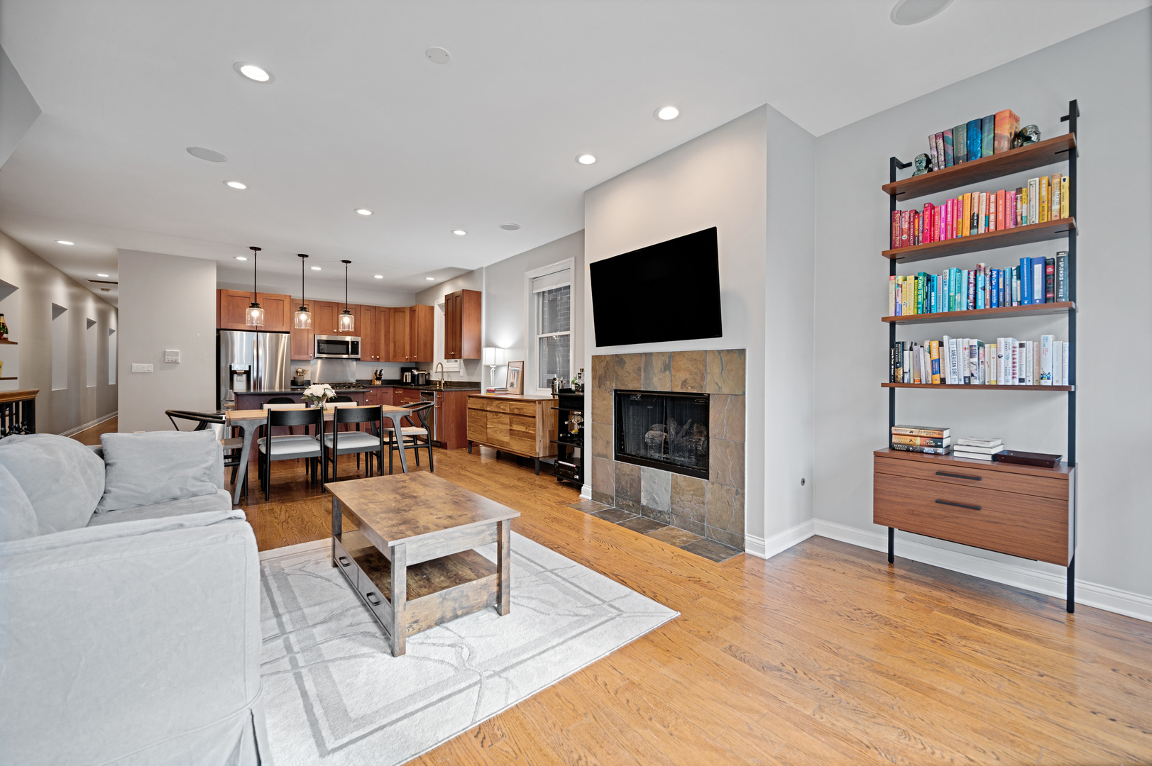 849 N Paulina Street 1