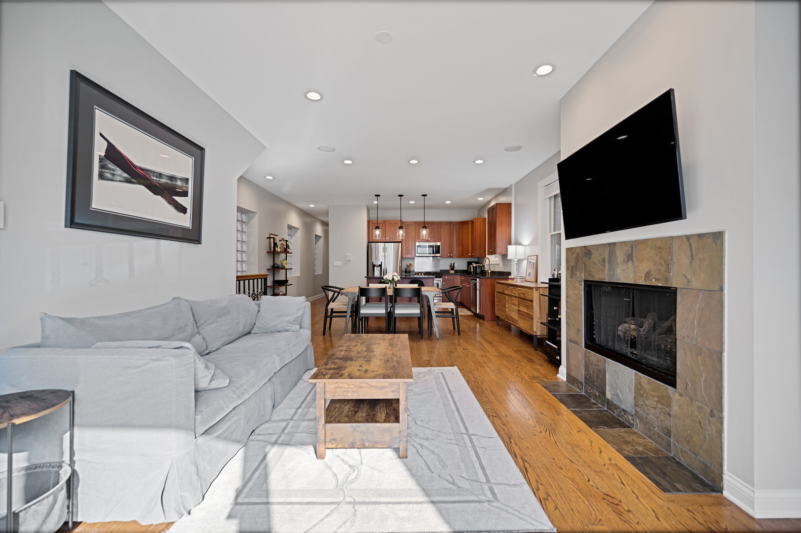 849 N Paulina Street 1