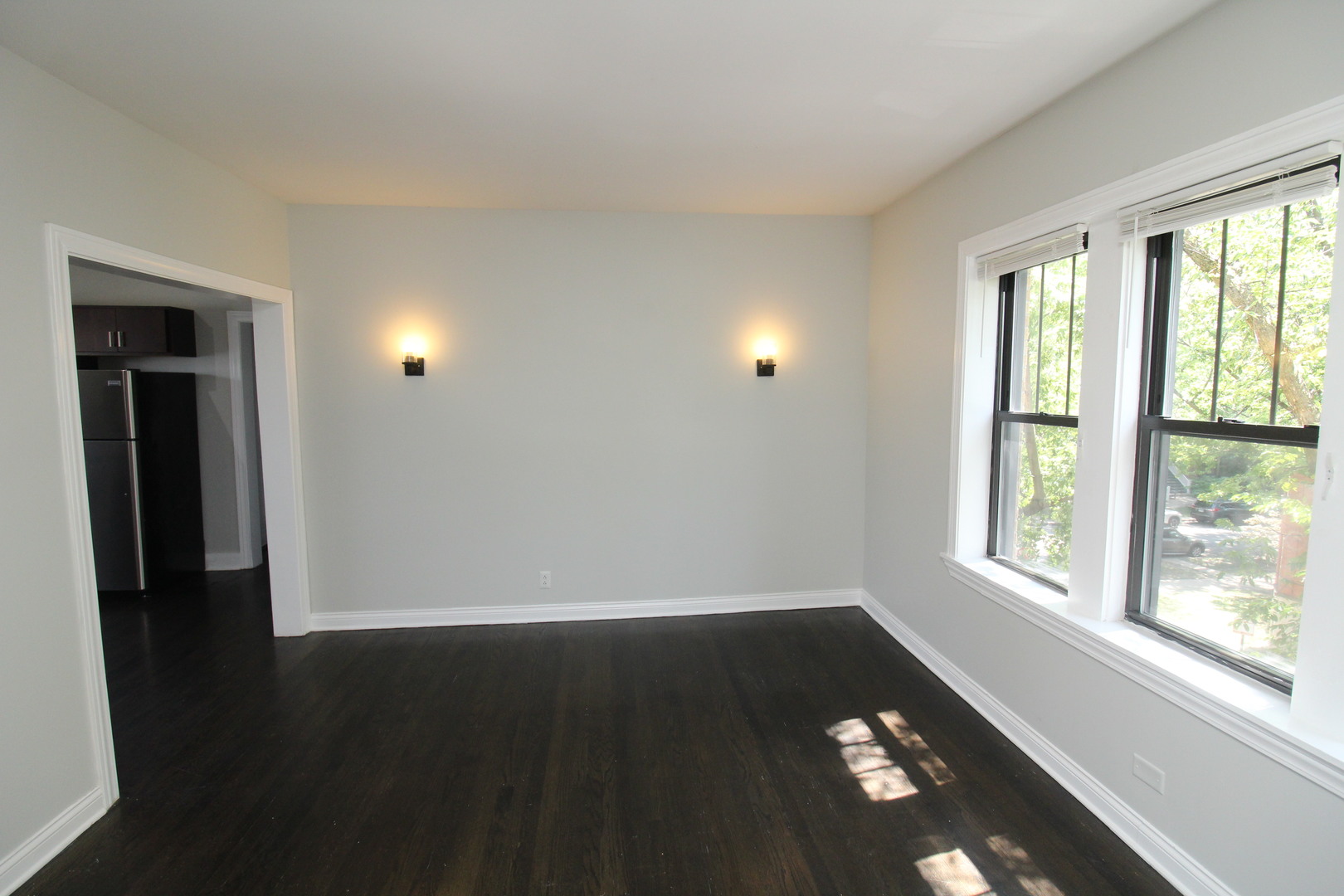 1540 W Waveland Avenue 1