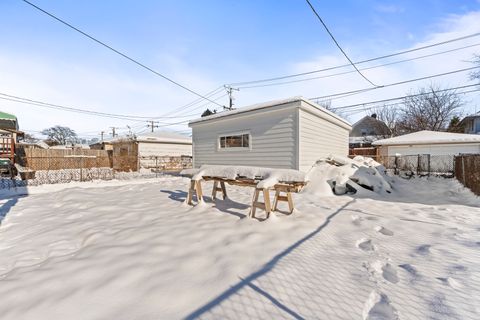 Tiny photo for 635 S 18th Avenue, Maywood, IL 60153 (MLS # 12537569)