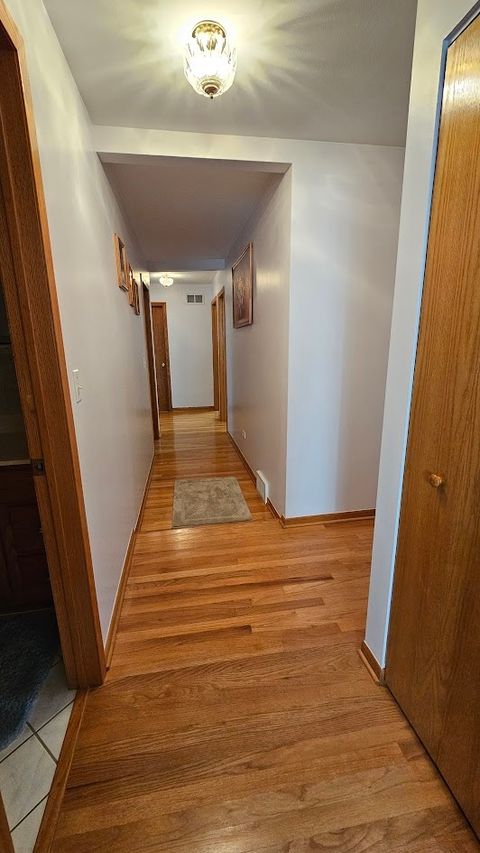 Tiny photo for 1208 N Walnut Avenue, Arlington Heights, IL 60004 (MLS # 12606003)