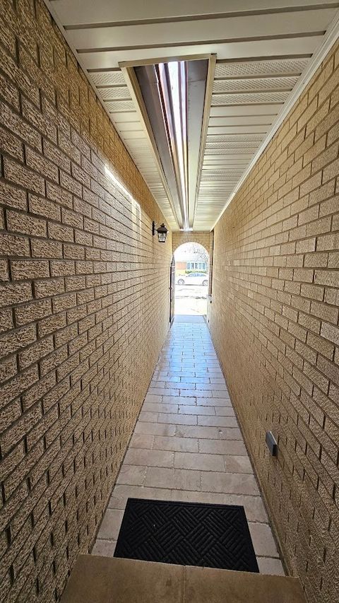 Tiny photo for 1208 N Walnut Avenue, Arlington Heights, IL 60004 (MLS # 12606003)