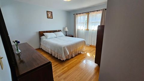 Tiny photo for 1208 N Walnut Avenue, Arlington Heights, IL 60004 (MLS # 12606003)