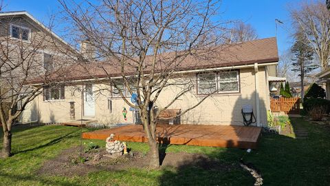 Tiny photo for 1208 N Walnut Avenue, Arlington Heights, IL 60004 (MLS # 12606003)