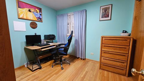 Tiny photo for 1208 N Walnut Avenue, Arlington Heights, IL 60004 (MLS # 12606003)