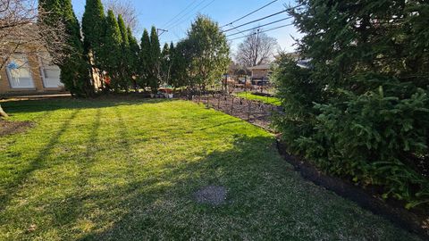 Tiny photo for 1208 N Walnut Avenue, Arlington Heights, IL 60004 (MLS # 12606003)