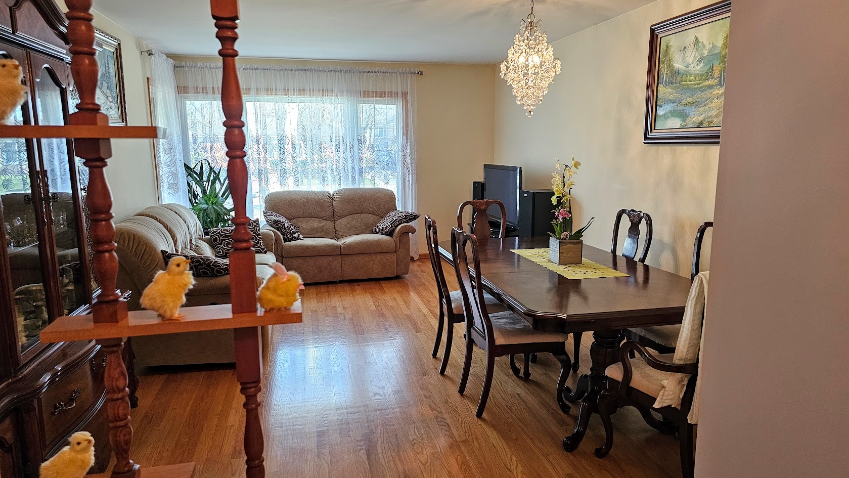 1208 N Walnut Avenue