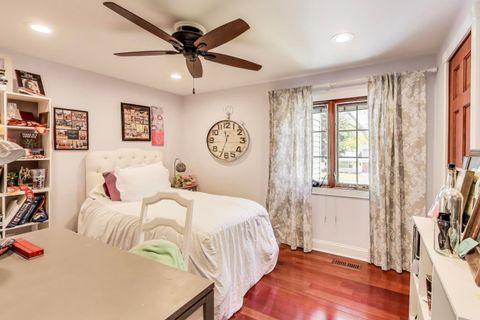 Tiny photo for 1821 E Boulder Drive, Mount Prospect, IL 60056 (MLS # 12452604)