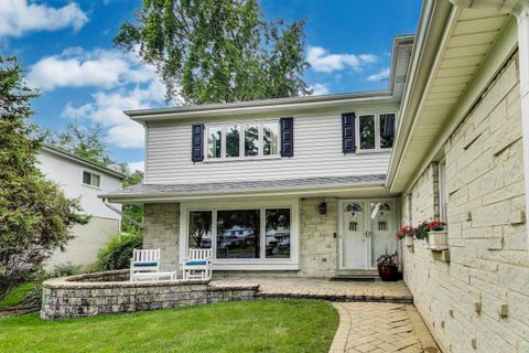 Tiny photo for 1821 E Boulder Drive, Mount Prospect, IL 60056 (MLS # 12452604)