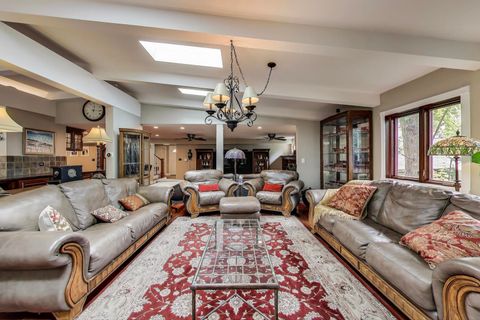 Tiny photo for 1821 E Boulder Drive, Mount Prospect, IL 60056 (MLS # 12452604)