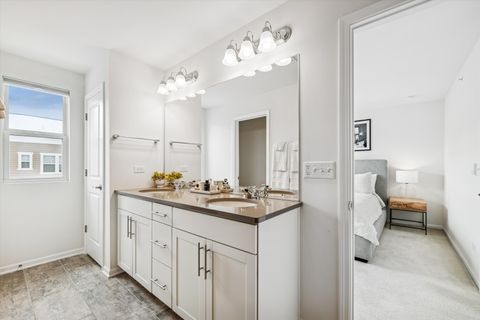 Tiny photo for 3562 SAWGRASS Drive, Woodridge, IL 60517 (MLS # 12530367)