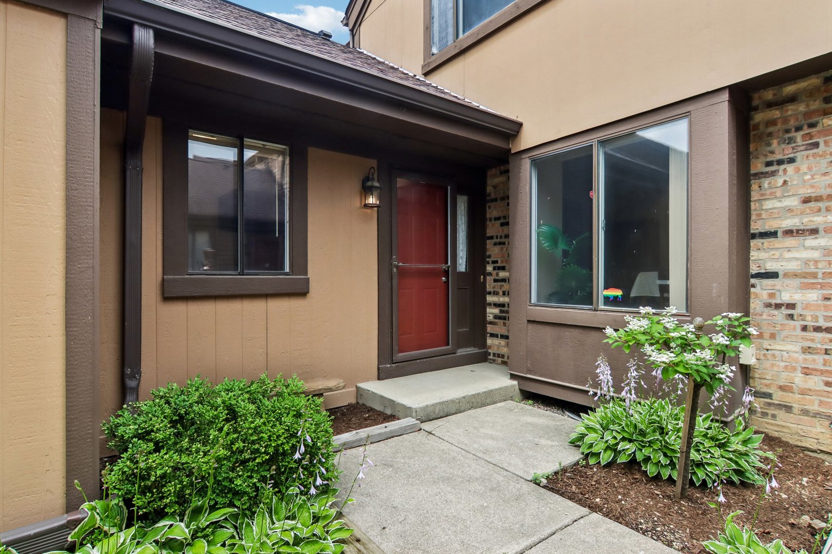 1462 FAIRFAX Lane