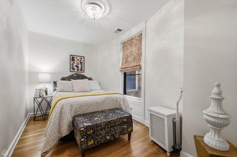Tiny photo for 5801 S Blackstone Avenue, Chicago, IL 60637 (MLS # 12714609)
