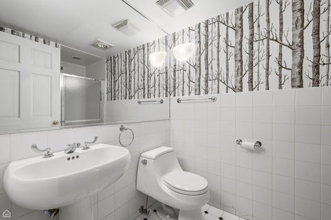 Tiny photo for 5801 S Blackstone Avenue, Chicago, IL 60637 (MLS # 12714609)