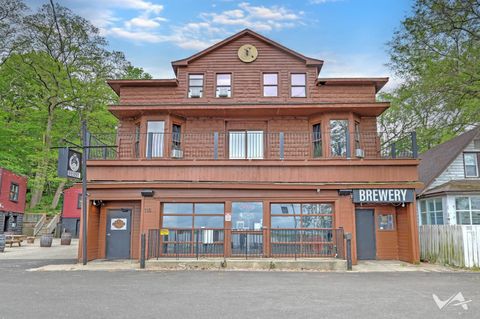 115 Nippersink Boulevard Fox Lake IL 60020