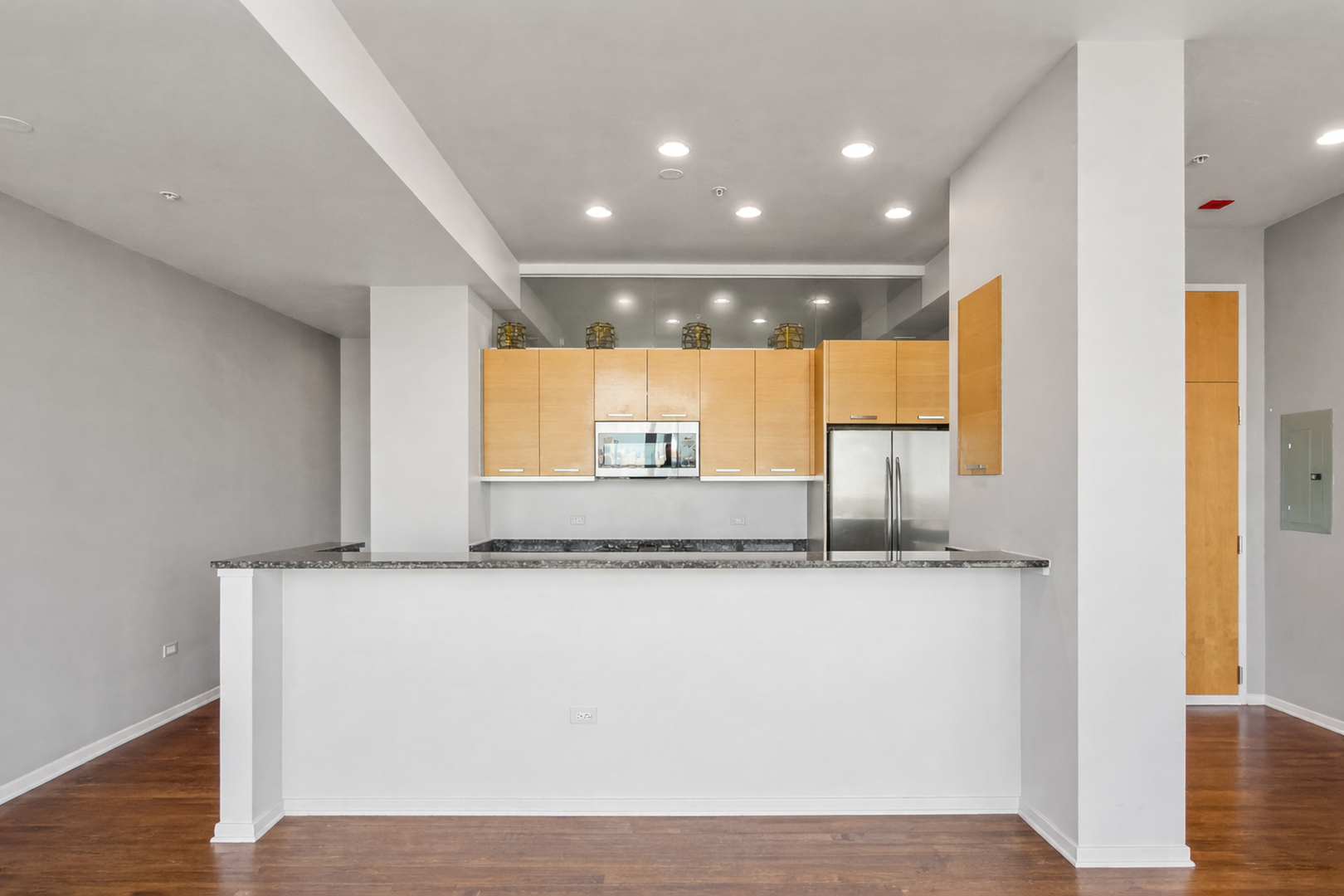 500 W Superior Street 2002