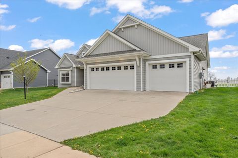 Tiny photo for 1207 Morningside Lane, Mahomet, IL 61853 (MLS # 12620920)