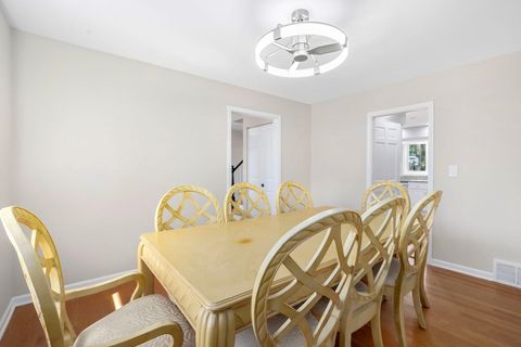 Tiny photo for 104 E Louis Avenue, Lake Forest, IL 60045 (MLS # 12617487)