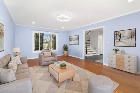 Tiny photo for 104 E Louis Avenue, Lake Forest, IL 60045 (MLS # 12617487)