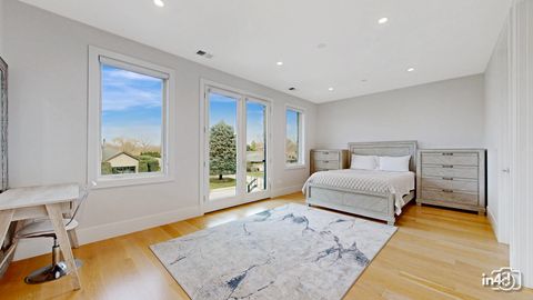 Tiny photo for 6644 N Knox Avenue, Lincolnwood, IL 60712 (MLS # 12526336)