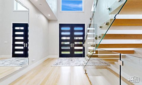 Tiny photo for 6644 N Knox Avenue, Lincolnwood, IL 60712 (MLS # 12526336)