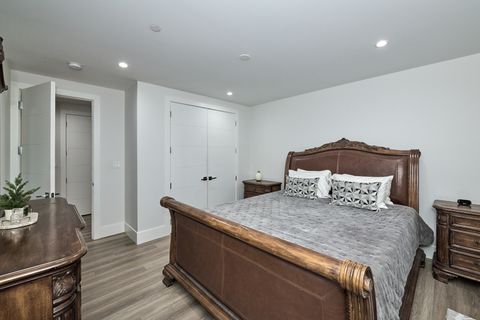 Tiny photo for 6644 N Knox Avenue, Lincolnwood, IL 60712 (MLS # 12526336)