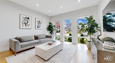 Tiny photo for 6644 N Knox Avenue, Lincolnwood, IL 60712 (MLS # 12526336)