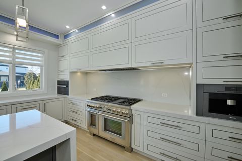 Tiny photo for 6644 N Knox Avenue, Lincolnwood, IL 60712 (MLS # 12526336)