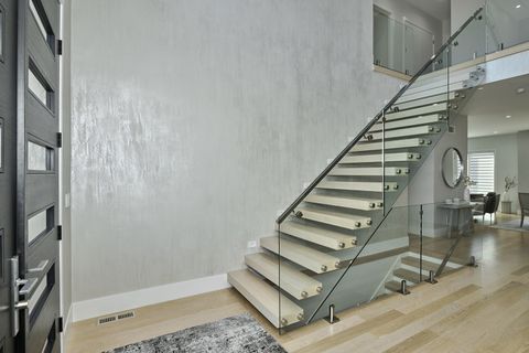 Tiny photo for 6644 N Knox Avenue, Lincolnwood, IL 60712 (MLS # 12526336)