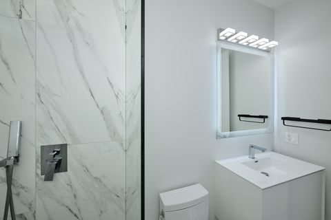 Tiny photo for 6644 N Knox Avenue, Lincolnwood, IL 60712 (MLS # 12526336)