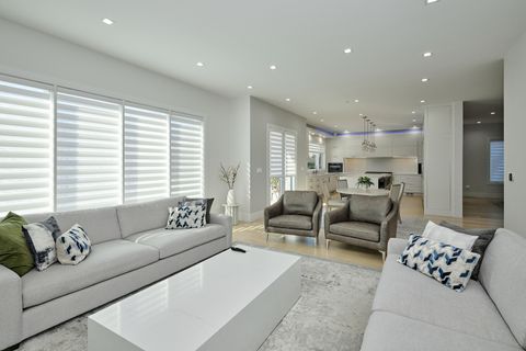 Tiny photo for 6644 N Knox Avenue, Lincolnwood, IL 60712 (MLS # 12526336)