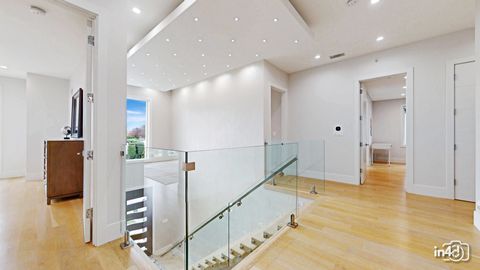 Tiny photo for 6644 N Knox Avenue, Lincolnwood, IL 60712 (MLS # 12526336)