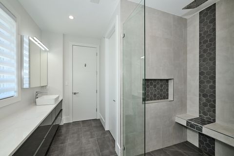 Tiny photo for 6644 N Knox Avenue, Lincolnwood, IL 60712 (MLS # 12526336)