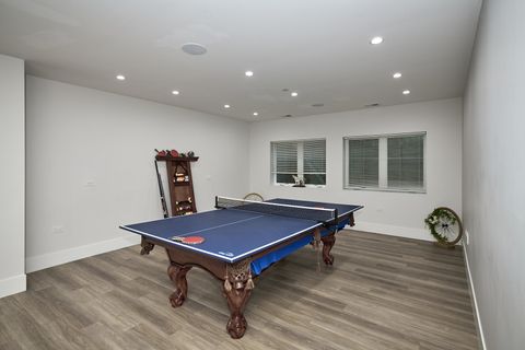 Tiny photo for 6644 N Knox Avenue, Lincolnwood, IL 60712 (MLS # 12526336)