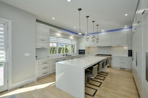 Tiny photo for 6644 N Knox Avenue, Lincolnwood, IL 60712 (MLS # 12526336)