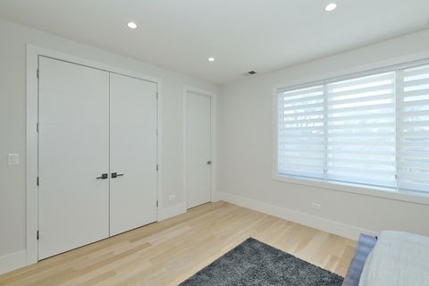 Tiny photo for 6644 N Knox Avenue, Lincolnwood, IL 60712 (MLS # 12526336)