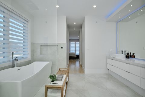 Tiny photo for 6644 N Knox Avenue, Lincolnwood, IL 60712 (MLS # 12526336)