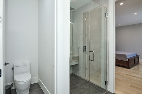 Tiny photo for 6644 N Knox Avenue, Lincolnwood, IL 60712 (MLS # 12526336)