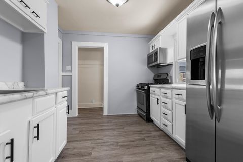 Tiny photo for 1519 13th Street, Rockford, IL 61104 (MLS # 12527040)