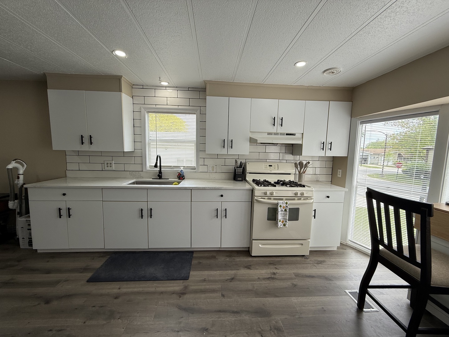 325 Pleasant Terrace