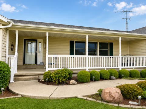 Tiny photo for 2930 N 1200 E. Road, Clifton, IL 60927 (MLS # 12701909)