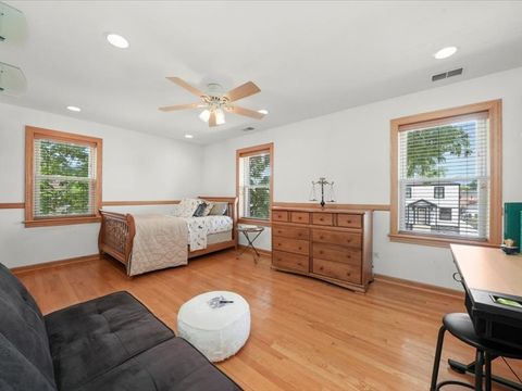 Tiny photo for 5622 S Oak Park Avenue, Chicago, IL 60638 (MLS # 12408237)
