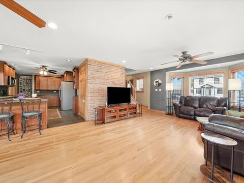 Tiny photo for 5622 S Oak Park Avenue, Chicago, IL 60638 (MLS # 12408237)